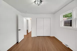 8918 Kilpatrick Ave, Skokie, IL 60076 - Photo 6