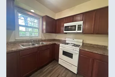 2104 Devon Avenue, Loves Park, IL 61111 - Photo 6