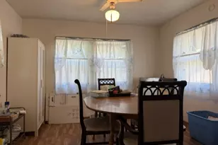 139 N Calhoun St, Aurora, IL 60505 - Photo 6