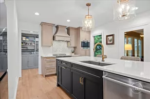 1415 Heatherton Dr, Naperville, IL 60563 - Photo 10