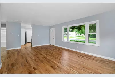 654 W River Street, Bourbonnais, IL 60914 - Photo 6