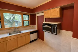 10756 S Eggleston Ave, Chicago, IL 60628 - Photo 6