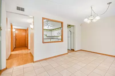 8580 W Foster Avenue #206, Norridge, IL 60706 - Photo 6