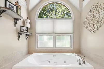 118 S Montclair Avenue, Glen Ellyn, IL 60137 - Photo 26
