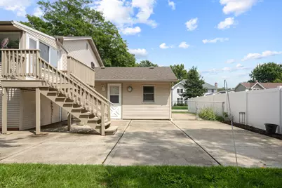 1204 Leeds Lane, Elk Grove Village, IL 60007 - Photo 24