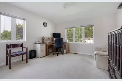 1204 Leeds Lane, Elk Grove Village, IL 60007 - Photo 12