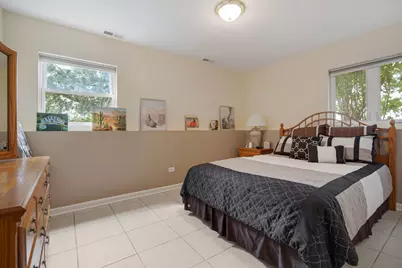 1204 Leeds Lane, Elk Grove Village, IL 60007 - Photo 22