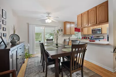 1204 Leeds Lane, Elk Grove Village, IL 60007 - Photo 6