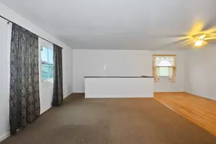 2525 Cedar Glen Dr, Lynwood, IL 60411 - Photo 6