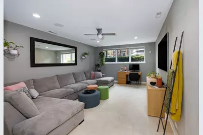 1081 N Marshfield Avenue #1, Chicago, IL 60622 - Photo 22