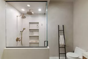 1081 N Marshfield Ave, Chicago, IL 60622 - Photo 12