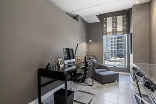 30 W Oak St, Chicago, IL 60610 - Photo 36
