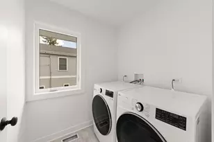 118 N President St, Wheaton, IL 60187 - Photo 34