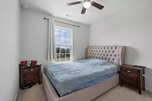 69 Nicholas Dr W, Des Plaines, IL 60016 - Photo 18