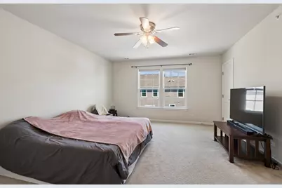 69 Nicholas Drive W, Des Plaines, IL 60016 - Photo 14