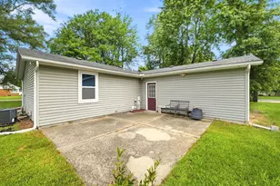 371 N Center St, Braidwood, IL 60408 - Photo 24