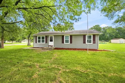 371 N Center Street, Braidwood, IL 60408 - Photo 1