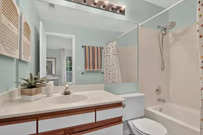 1615 Woodcrest Circle, Mundelein, IL 60060 - Photo 20