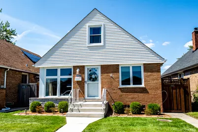 6012 S Melvina Avenue, Chicago, IL 60638 - Photo 1