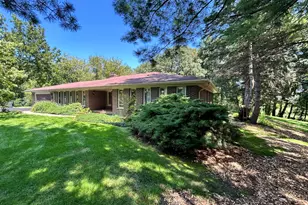 21554 W Countryside Valley Dr, Mundelein, IL 60060 - Photo 4