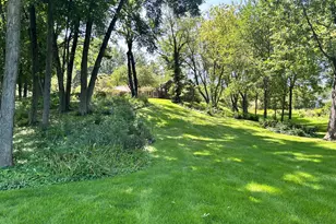 21554 W Countryside Valley Dr, Mundelein, IL 60060 - Photo 10