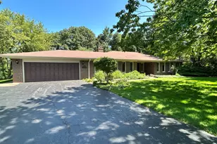 21554 W Countryside Valley Dr, Mundelein, IL 60060 - Photo 1