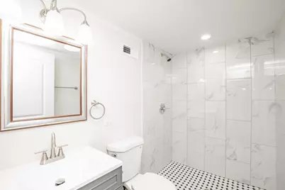10048 S Saint Lawrence Avenue, Chicago, IL 60628 - Photo 16