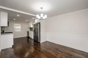 10048 S St Lawrence Ave, Chicago, IL 60628 - Photo 8