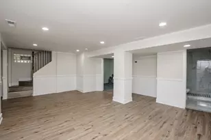 10048 S St Lawrence Ave, Chicago, IL 60628 - Photo 14