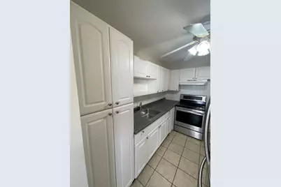 4300 W Ford City Drive #710, Chicago, IL 60652 - Photo 4