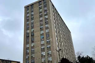 4300 W Ford City Dr, Chicago, IL 60652 - Photo 2