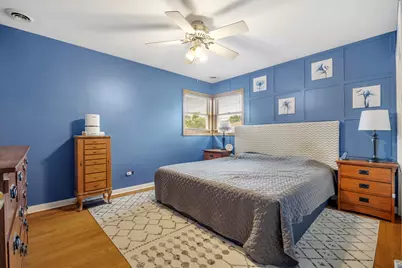 952 W Grant Drive, Des Plaines, IL 60016 - Photo 6