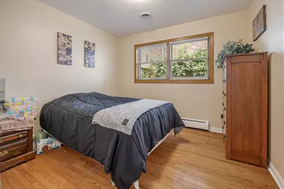 952 W Grant Drive, Des Plaines, IL 60016 - Photo 8