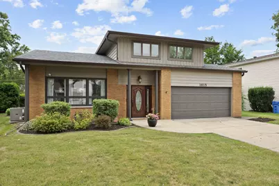 1815 Azalea Lane, Mount Prospect, IL 60056 - Photo 1