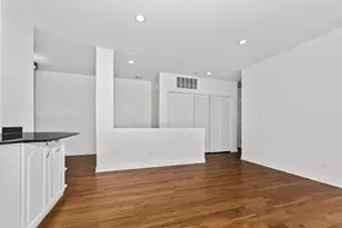 4023 S Calumet Ave, Chicago, IL 60653 - Photo 8