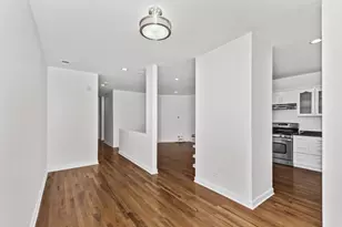 4023 S Calumet Ave, Chicago, IL 60653 - Photo 10