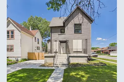 10100 S Eggleston Avenue, Chicago, IL 60628 - Photo 1