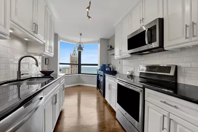 400 E Ohio Street #3502, Chicago, IL 60611 - Photo 16