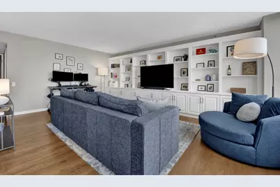 400 E Ohio Street #3502, Chicago, IL 60611 - Photo 10