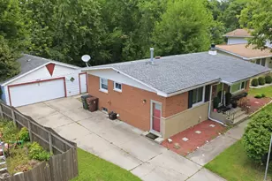 835 W Terrace Dr, Glenwood, IL 60425 - Photo 26
