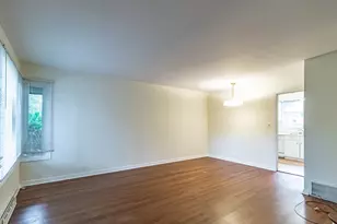 519 1/2 Ridge Rd, Wilmette, IL 60091 - Photo 2