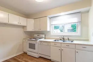 519 1/2 Ridge Rd, Wilmette, IL 60091 - Photo 6