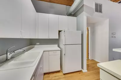626 W Randolph Street #302, Chicago, IL 60661 - Photo 12