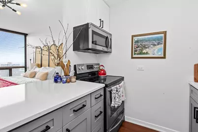 4343 N Clarendon Avenue #2801, Chicago, IL 60613 - Photo 6