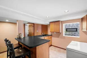 5251 W Belle Plaine Ave, Chicago, IL 60641 - Photo 28