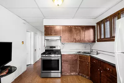 5251 W Belle Plaine Avenue, Chicago, IL 60641 - Photo 12