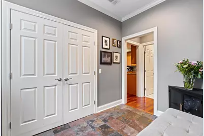 1056 W Lawrence Avenue #2C, Chicago, IL 60640 - Photo 2