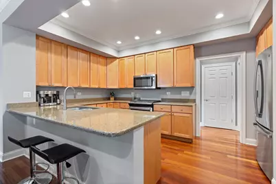 1056 W Lawrence Avenue #2C, Chicago, IL 60640 - Photo 4