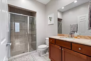 1056 W Lawrence Ave, Chicago, IL 60640 - Photo 16