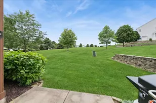 1550 Meadowsedge Ln, Carpentersville, IL 60110 - Photo 18
